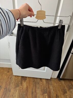 Aritzia Babaton Kinsley Tweed MiniSkirt - Size 0 Black Worn Once